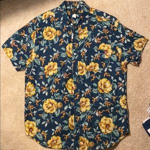 J crew men’s floral shirt